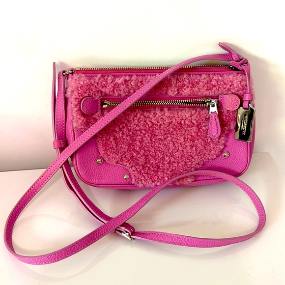 Coach Small Rhyder Bag Pink Shearling and Leather - Picture 1 of 9